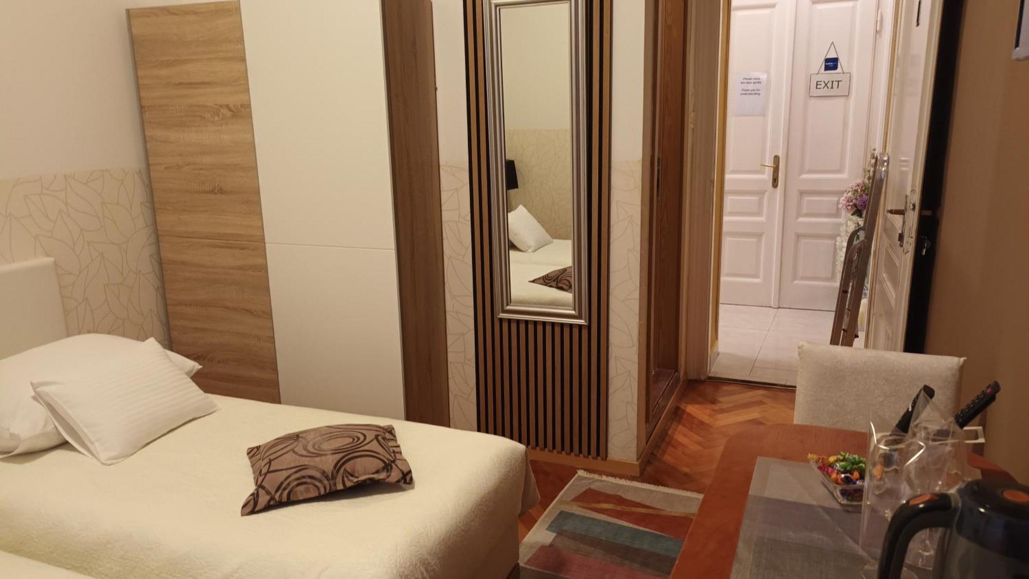 Guesthouse Vrlic Σπλιτ Εξωτερικό φωτογραφία